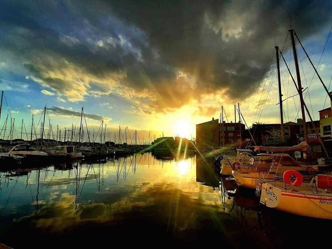 Cap D'Agde Port Lano T2 Clim, Piscine, Tennis Et Parking Exteriör bild