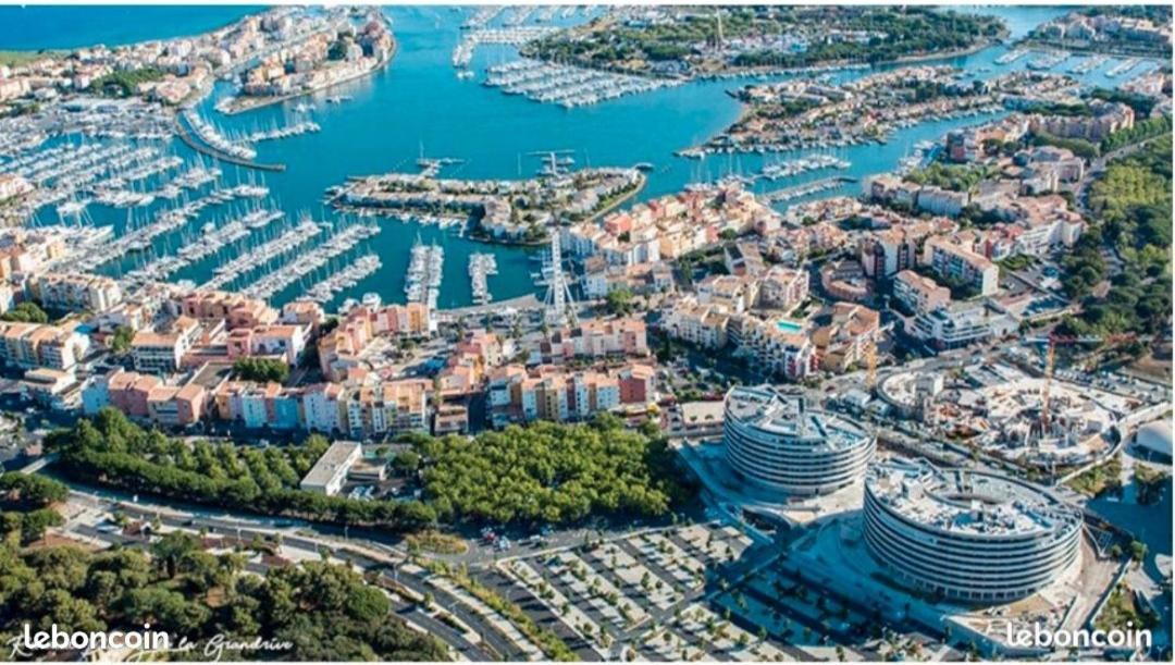 Cap D'Agde Port Lano T2 Clim, Piscine, Tennis Et Parking Exteriör bild